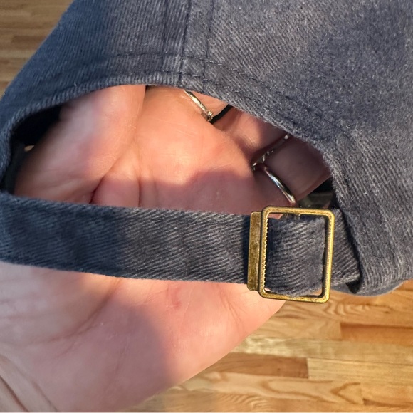 USAF Veteran Hat - Picture 4 of 5